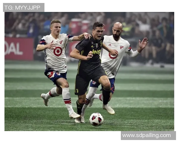 美国足球明星全景解析与历史成就回顾 美国足球明星全景解析与历史成就回顾