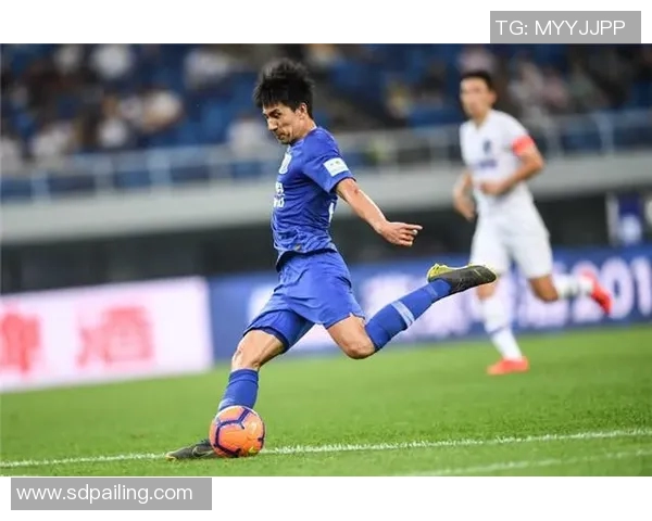 上海篮球队在耐力排行榜中荣获第二名展现出强大实力与团队精神 上海篮球队在耐力排行榜中荣获第二名展现出强大实力与团队精神