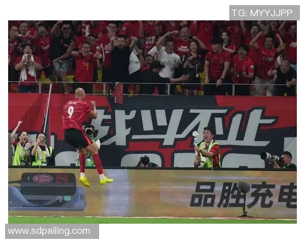 成都足球队选拔赛表现分析:比赛经验如何影响球队整体发挥 成都足球队选拔赛表现分析:比赛经验如何影响球队整体发挥